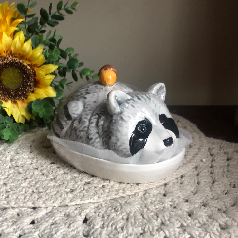 Potter’s Studio Gray Raccoon Ceramic Butter Dish